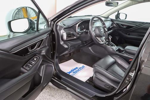 Crystal Black Silica 2023 Subaru Outback Limited