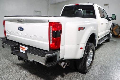 2023 Ford F-350 Lariat Super Duty