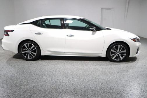 2023 Nissan Maxima SV