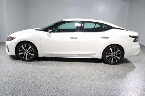 2023 Nissan Maxima SV