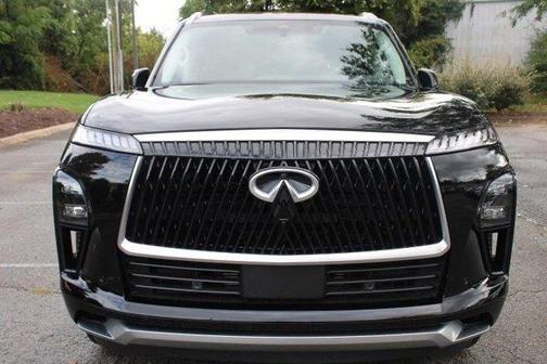 2025 INFINITI QX80 PURE