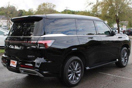 2025 INFINITI QX80 PURE