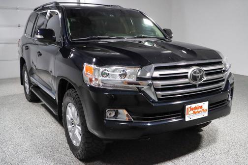 2019 Toyota Land Cruiser V8