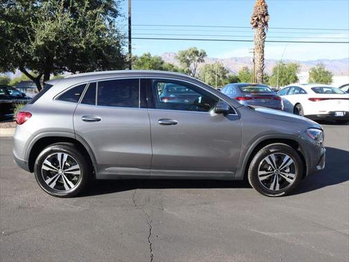 2025 Mercedes-Benz GLA 250 Base