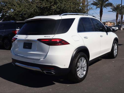 2025 Mercedes-Benz GLE 450e 