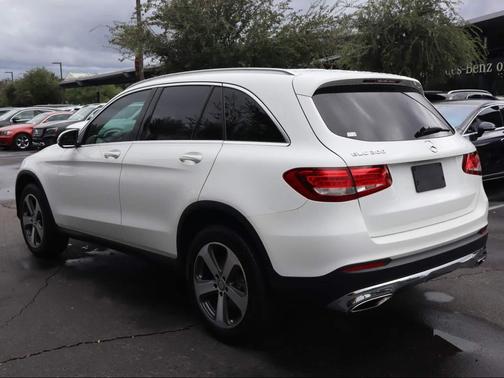 2017 Mercedes-Benz GLC 300 Base