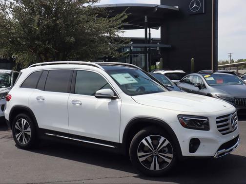 2026 Mercedes-Benz GLB 250 