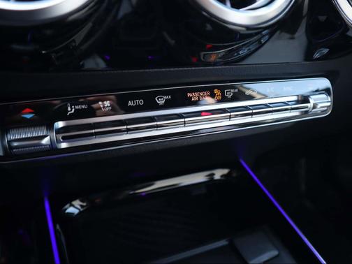 2023 Mercedes-Benz GLA 250 