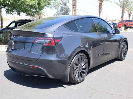 2024 Tesla Model Y Performance Dual Motor All-Wheel Drive