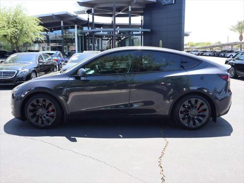 2024 Tesla Model Y Performance Dual Motor All-Wheel Drive