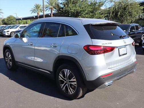 2025 Mercedes-Benz GLA 250 Base