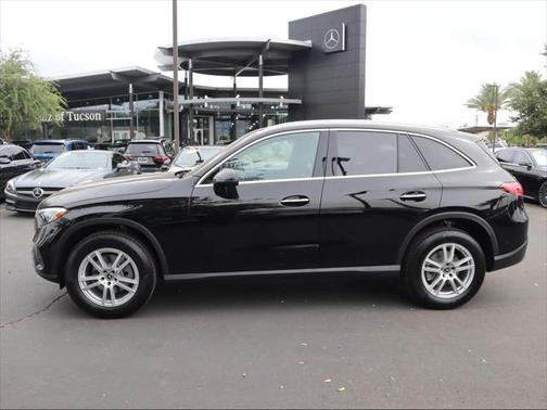 2025 Mercedes-Benz GLC 300 Base