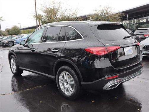 2025 Mercedes-Benz GLC 300 4MATIC
