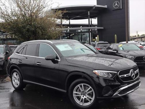2025 Mercedes-Benz GLC 300 4MATIC