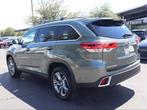 2019 Toyota Highlander Hybrid Platinum