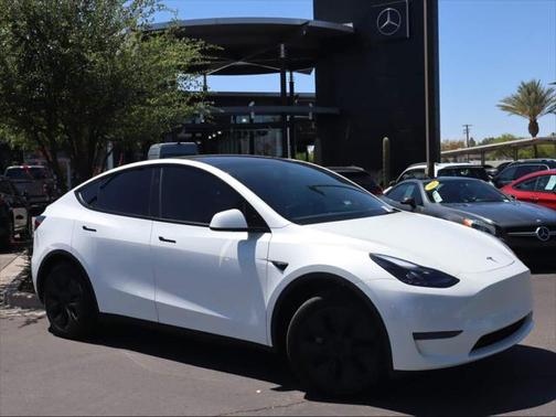 2025 Tesla Model Y Long Range Dual Motor All-Wheel Drive