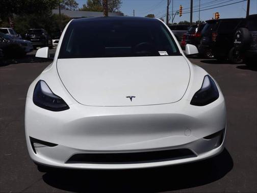 2025 Tesla Model Y Long Range Dual Motor All-Wheel Drive
