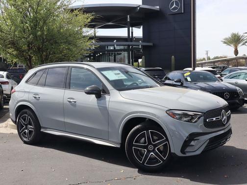 2025 Mercedes-Benz GLC 300 Base