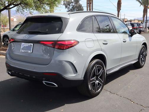 2025 Mercedes-Benz GLC 300 Base