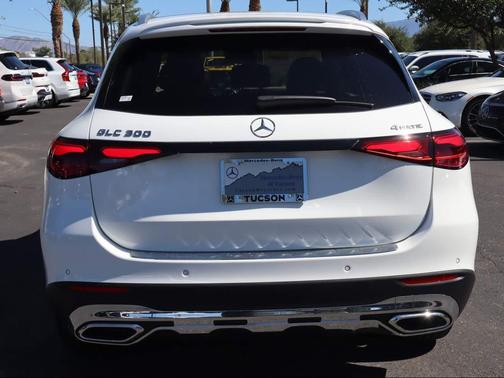 2026 Mercedes-Benz GLC 300 4MATIC