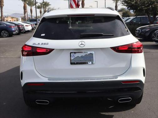 2025 Mercedes-Benz GLA 250 Base