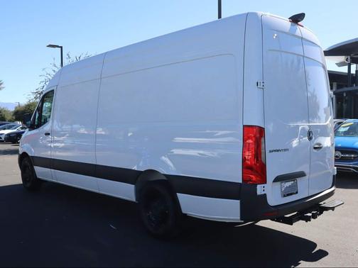 2026 Mercedes-Benz Sprinter 2500 Standard Roof