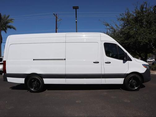 2026 Mercedes-Benz Sprinter 2500 Standard Roof