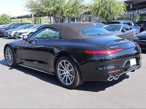 2025 Mercedes-Benz AMG SL 43 Base