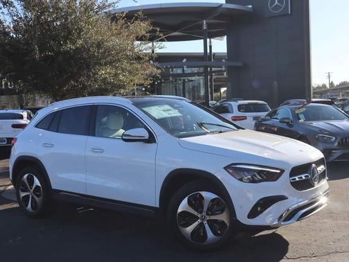 2025 Mercedes-Benz GLA 250 4MATIC