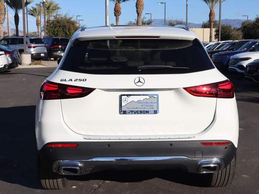 2025 Mercedes-Benz GLA 250 4MATIC