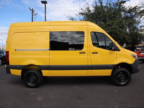 2026 Mercedes-Benz Sprinter 2500 Standard Roof