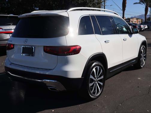 2022 Mercedes-Benz GLB 250 