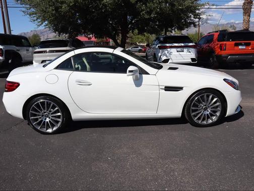 2019 Mercedes-Benz SLC 300 Base