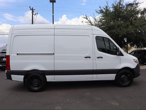 2025 Mercedes-Benz Sprinter 2500 Standard Roof