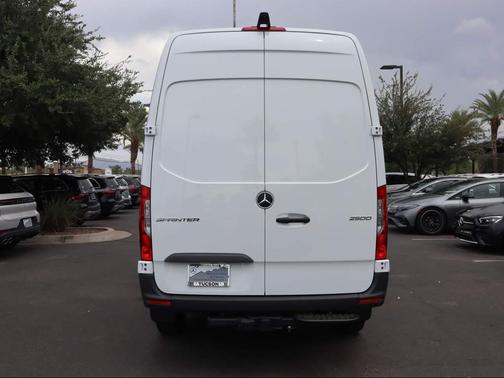 2025 Mercedes-Benz Sprinter 2500 Standard Roof