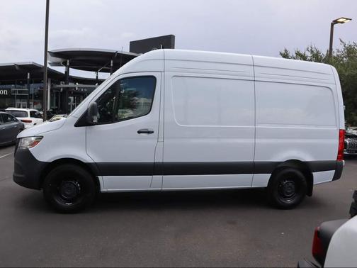 2025 Mercedes-Benz Sprinter 2500 Standard Roof