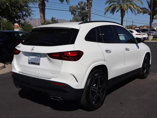 2025 Mercedes-Benz GLA 250 Base