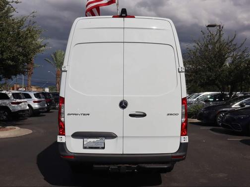 2025 Mercedes-Benz Sprinter 2500 High Roof