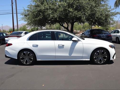 Polar White 2026 Mercedes-Benz E-Class