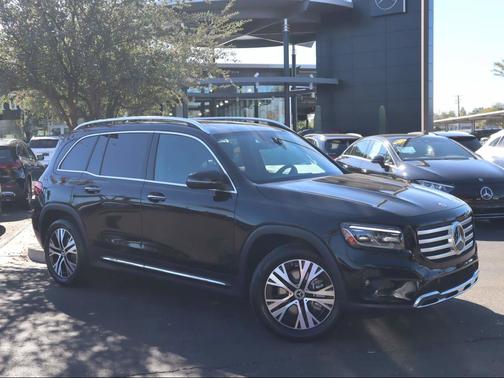 2025 Mercedes-Benz GLB 250 