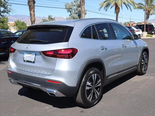 2025 Mercedes-Benz GLA 250 Base