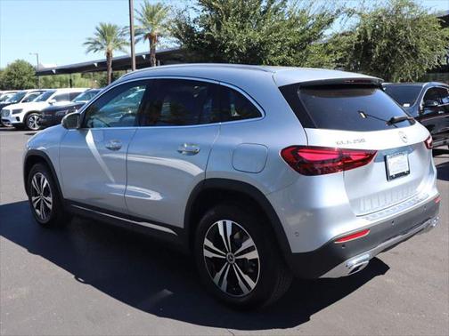 2025 Mercedes-Benz GLA 250 Base