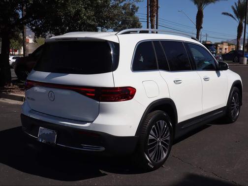 2025 Mercedes-Benz EQB 250 Base