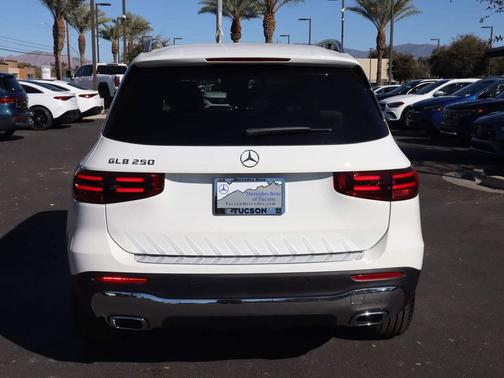 2025 Mercedes-Benz GLB 250 Base