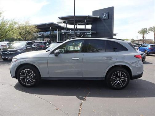 2025 Mercedes-Benz GLC 300 Base