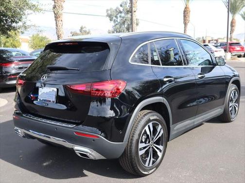 2025 Mercedes-Benz GLA 250 Base