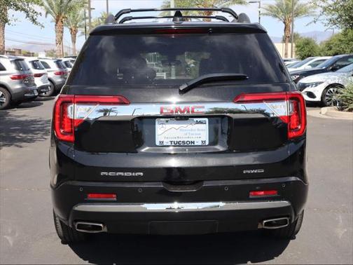 2020 GMC Acadia Denali