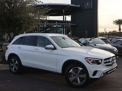 2022 Mercedes-Benz GLC 300 
