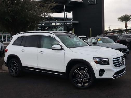 2026 Mercedes-Benz GLB 250 
