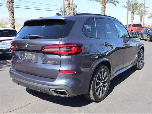 2022 BMW X5 M50i